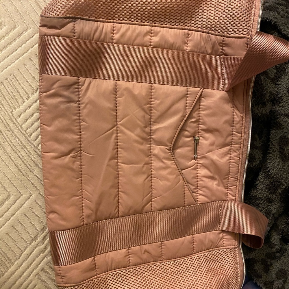 Stella and dot blush pink duffel bag